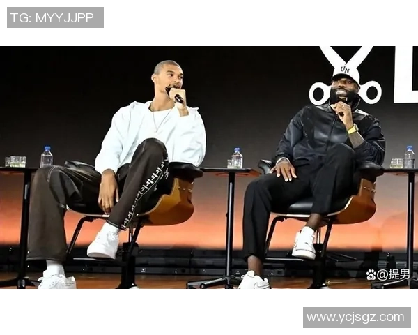 球星退役仪式足球：见证传奇谢幕与新生荣耀的动人时刻